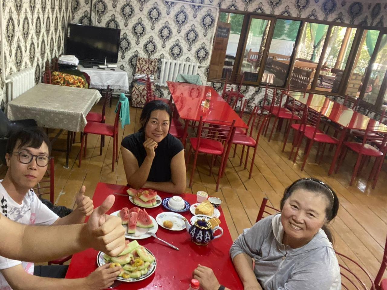 Central Park Hostel Khiva Ngoại thất bức ảnh