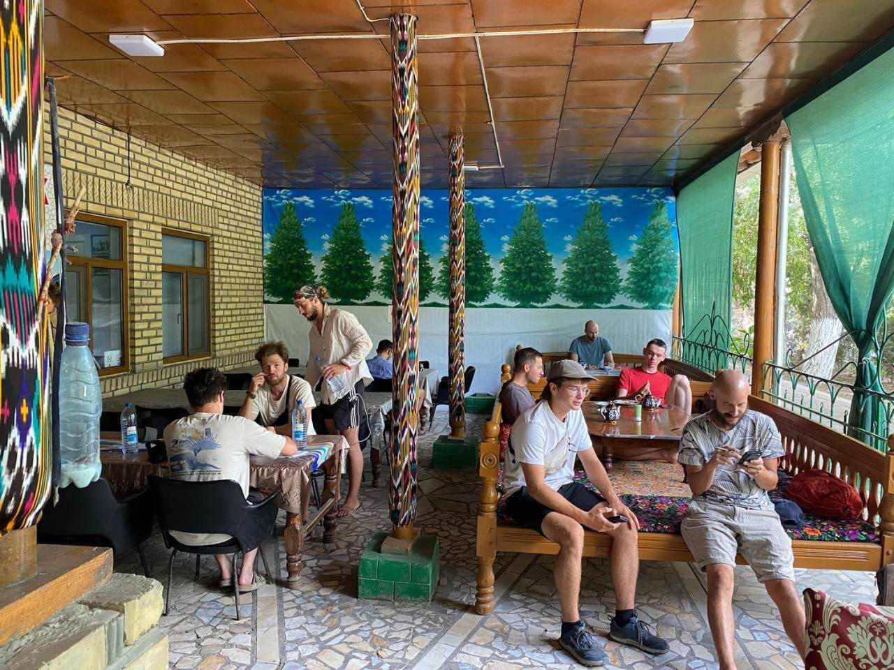 Central Park Hostel Khiva Ngoại thất bức ảnh