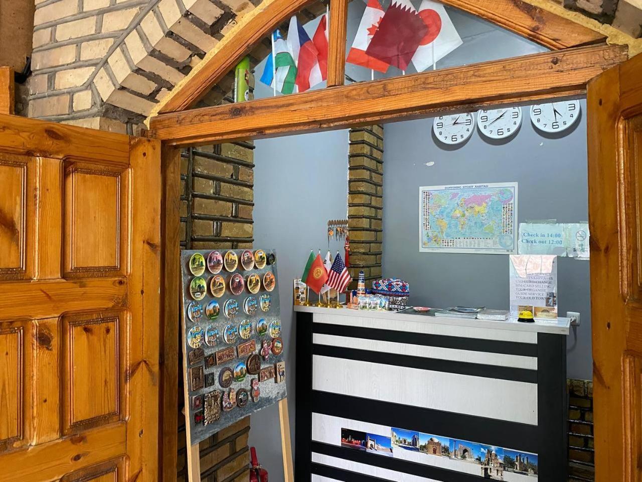 Central Park Hostel Khiva Ngoại thất bức ảnh