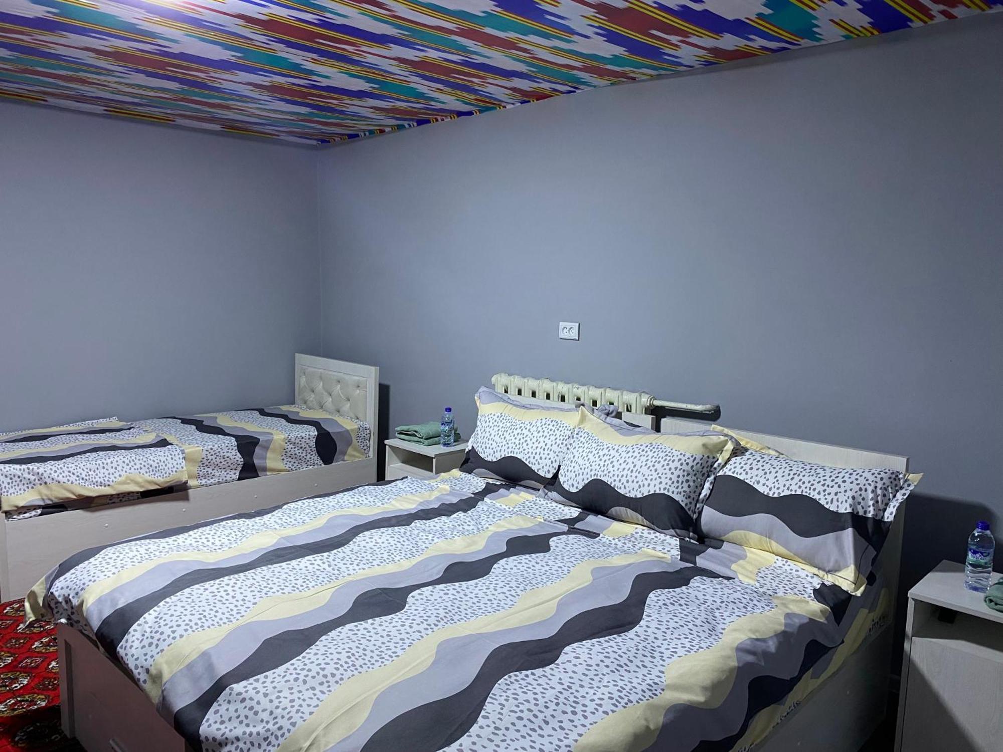 Central Park Hostel Khiva Ngoại thất bức ảnh
