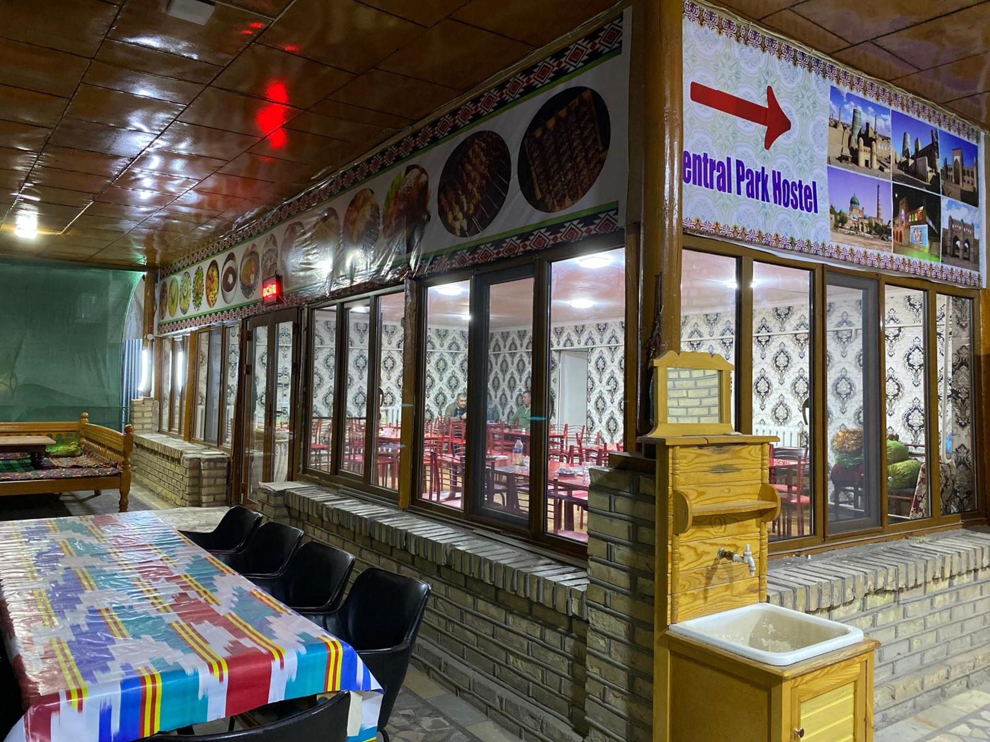 Central Park Hostel Khiva Ngoại thất bức ảnh