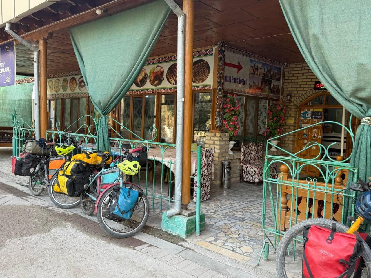 Central Park Hostel Khiva Ngoại thất bức ảnh