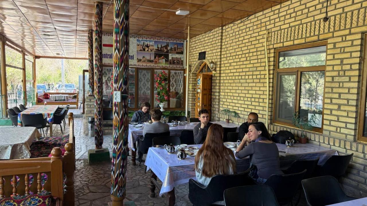 Central Park Hostel Khiva Ngoại thất bức ảnh