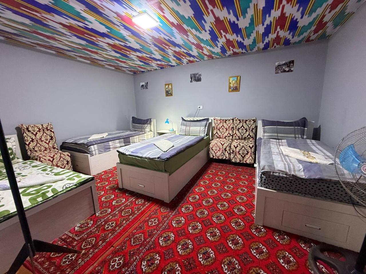 Central Park Hostel Khiva Ngoại thất bức ảnh