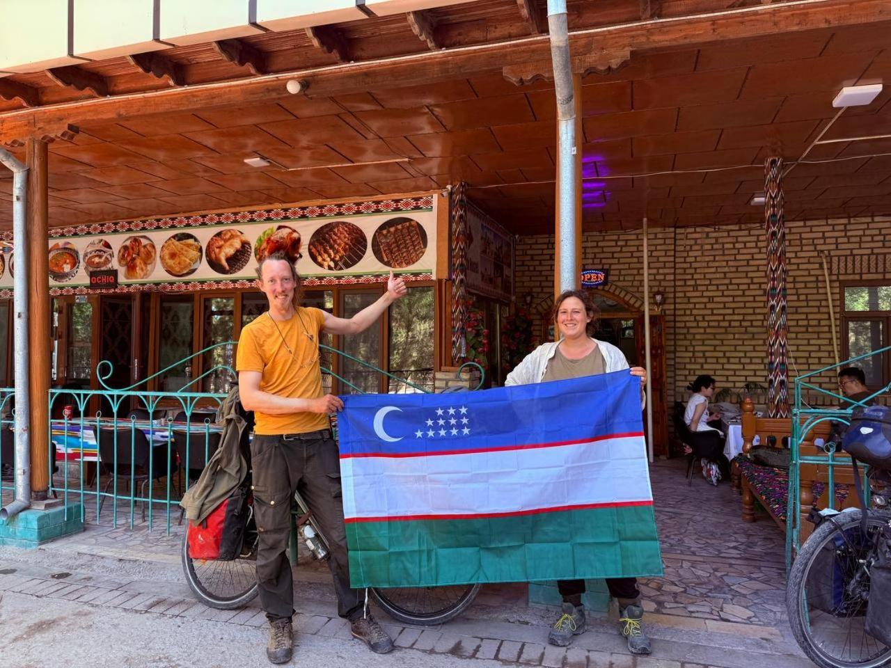 Central Park Hostel Khiva Ngoại thất bức ảnh