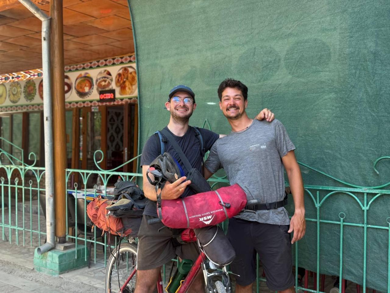 Central Park Hostel Khiva Ngoại thất bức ảnh