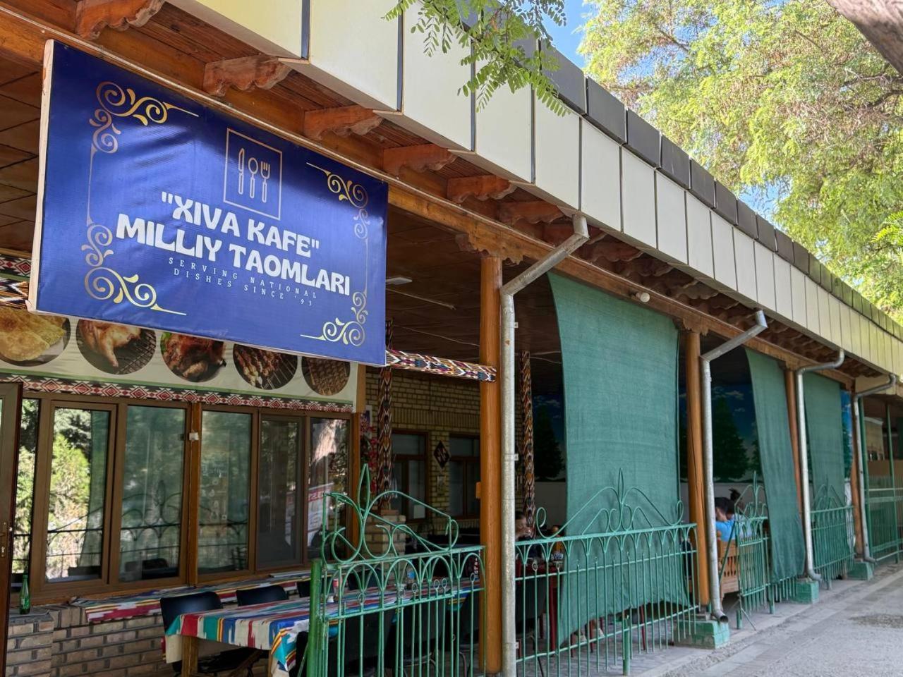 Central Park Hostel Khiva Ngoại thất bức ảnh